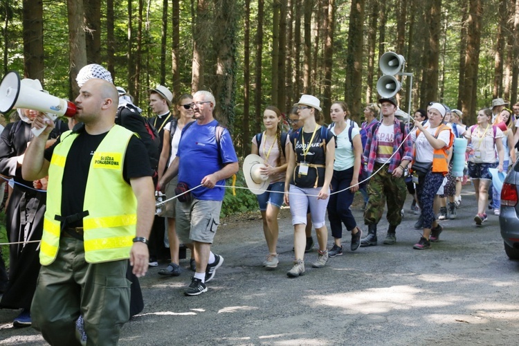 Droga do Przeworna i Apel Jasnogórski z modlitwą o powołania