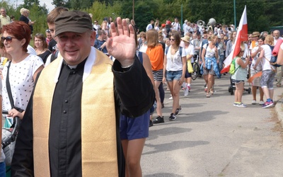 Ks. Mirosław Kszczot zachęca do duchowego pielgrzymowania