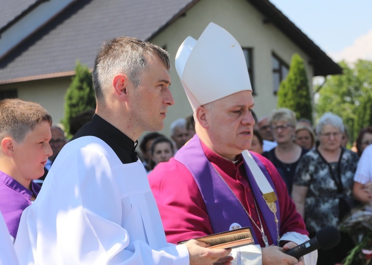 Pogrzeb śp. ks. prof. Józefa Krętosza w Bronowie