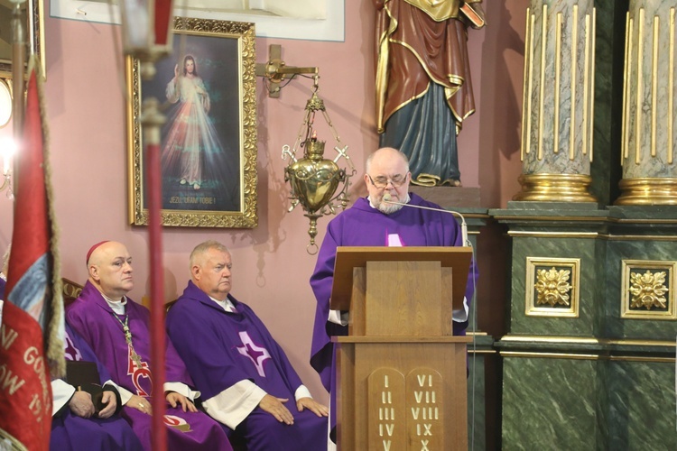 Pogrzeb śp. ks. prof. Józefa Krętosza w Bronowie