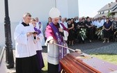 Pogrzeb śp. ks. prof. Józefa Krętosza w Bronowie