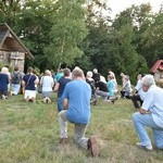 Droga Krzyżowa o trzeźwość w Świętym Miejscu