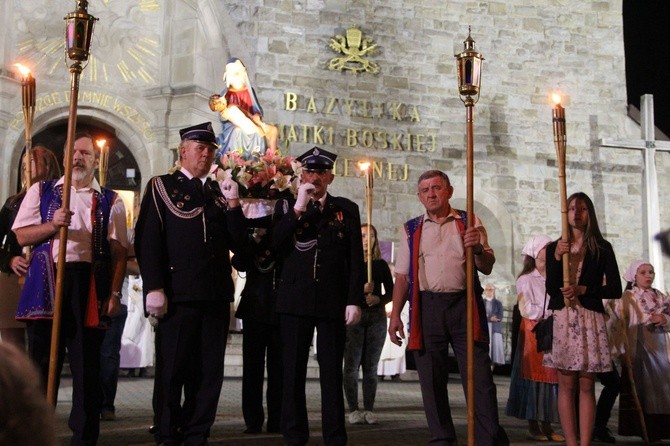 Prymicje bp. Mirosława Gucwy w Limanowej