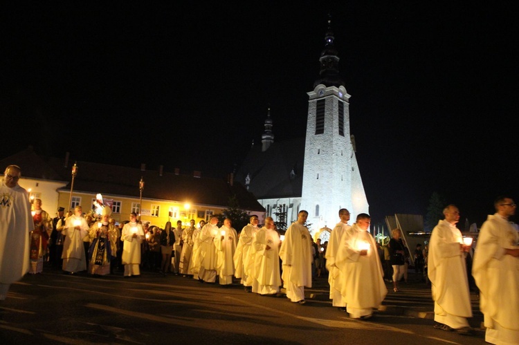 Prymicje bp. Mirosława Gucwy w Limanowej