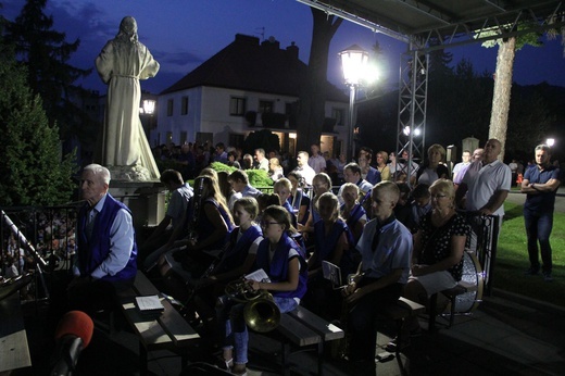 Prymicje bp. Mirosława Gucwy w Limanowej