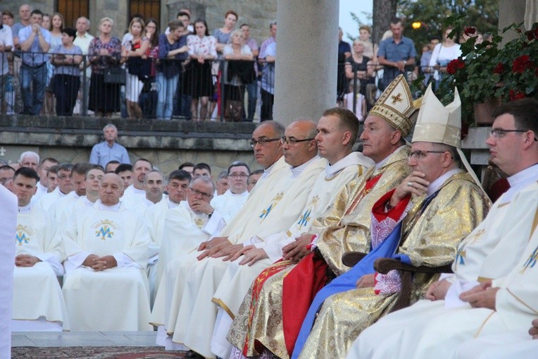 Prymicje bp. Mirosława Gucwy w Limanowej