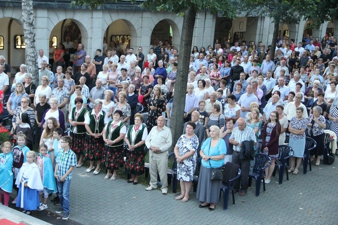 Prymicje bp. Mirosława Gucwy w Limanowej