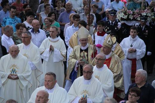 Prymicje bp. Mirosława Gucwy w Limanowej