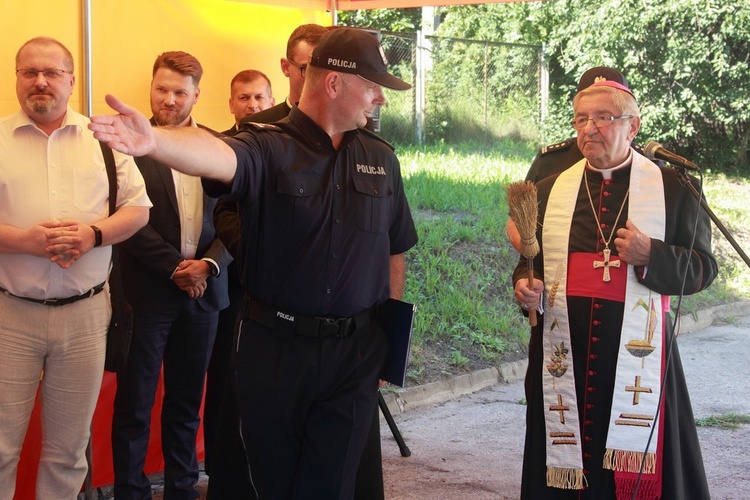 Poświęcenie komisariatu w Trąbkach Wielkich