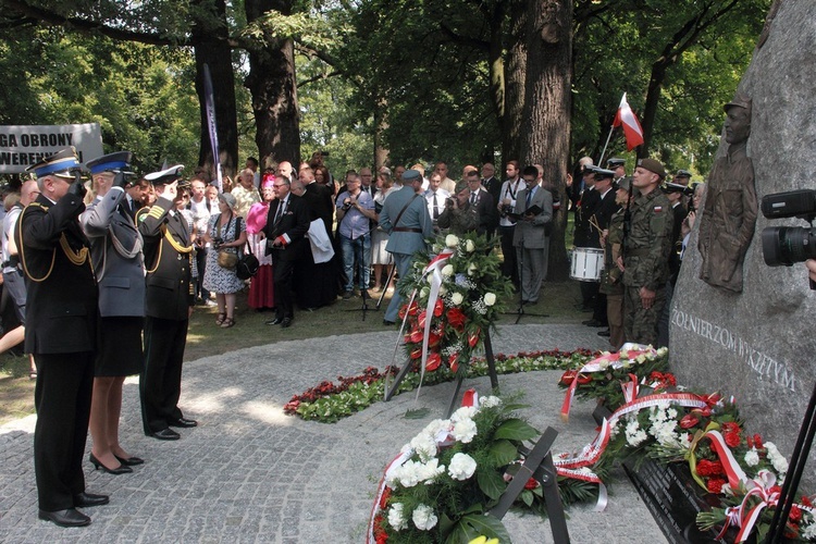 Odsłonięcie i poświęcenie Pomnika Żołnierzy Wyklętych