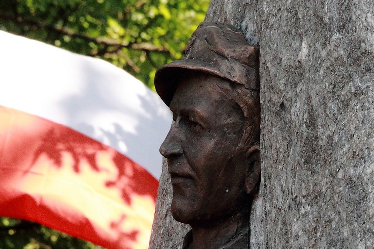 Odsłonięcie i poświęcenie Pomnika Żołnierzy Wyklętych