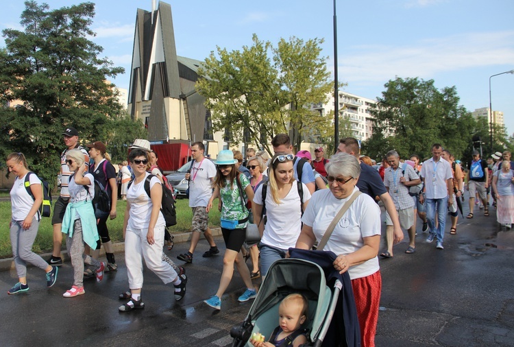 Pierwsze kroki praskich pielgrzymów