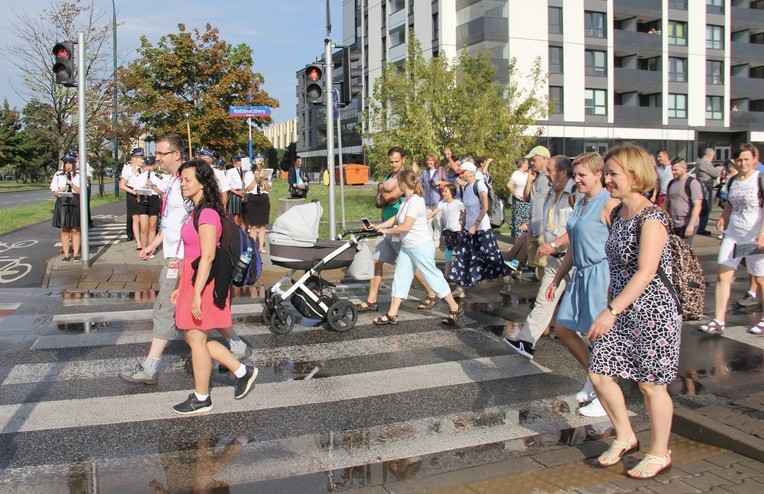 Pierwsze kroki praskich pielgrzymów