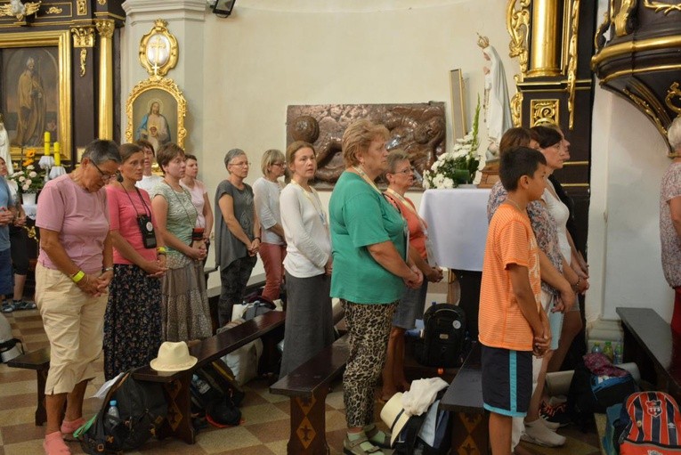 Msza u św. Otylii, kolejny chrzest oraz serdeczne przyjęcie w Chodlu