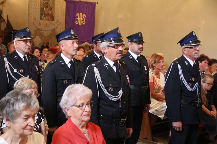 Biskup Andrzej Jeż w Siedliskach k. Bobowej