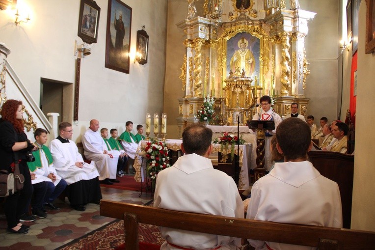 Biskup Andrzej Jeż w Siedliskach k. Bobowej