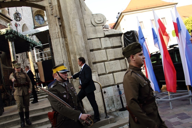 Msza św. na Wawelu w intencji ojczyzny i marszałka Józefa Piłsudskiego