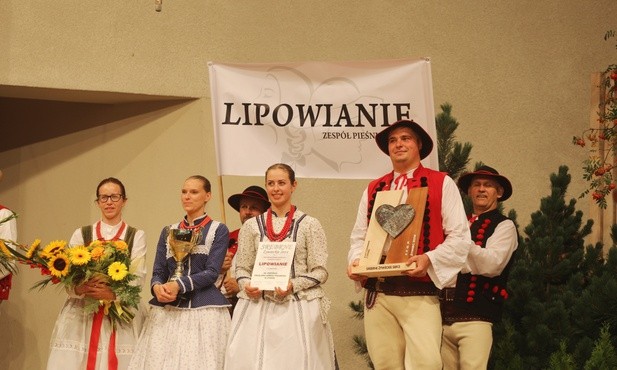 Lipowianie zachwycili wiernością wobec tradycji tańców ludowych.