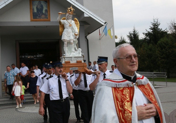 Św. Michał Archanioł w Gumniskach