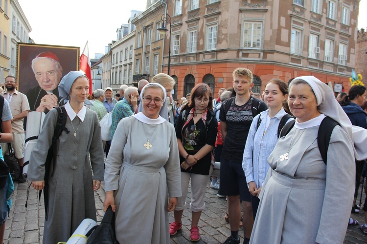 307. Warszawska Pielgrzymka Piesza na szlaku 