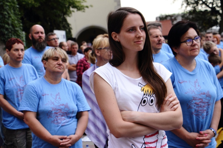 Wyjście 38. Pieszej Pielgrzymki Krakowskiej z Wawelu na Jasną Górę