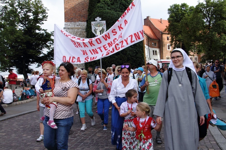 Wyjście 38. Pieszej Pielgrzymki Krakowskiej z Wawelu na Jasną Górę