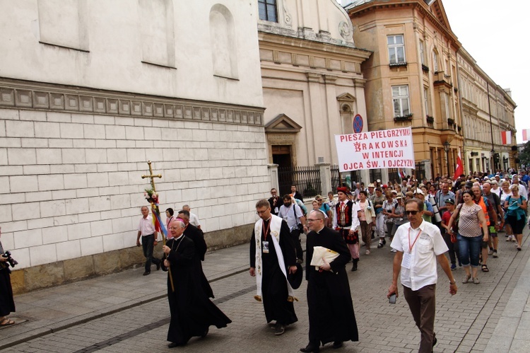 Wyjście 38. Pieszej Pielgrzymki Krakowskiej z Wawelu na Jasną Górę