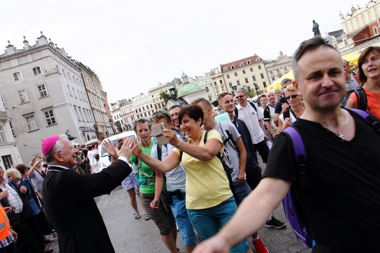 Wyjście 38. Pieszej Pielgrzymki Krakowskiej z Wawelu na Jasną Górę