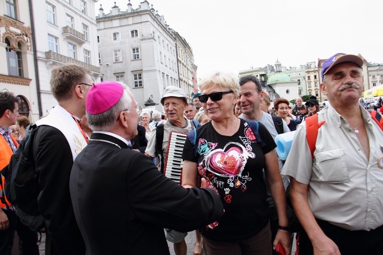 Wyjście 38. Pieszej Pielgrzymki Krakowskiej z Wawelu na Jasną Górę