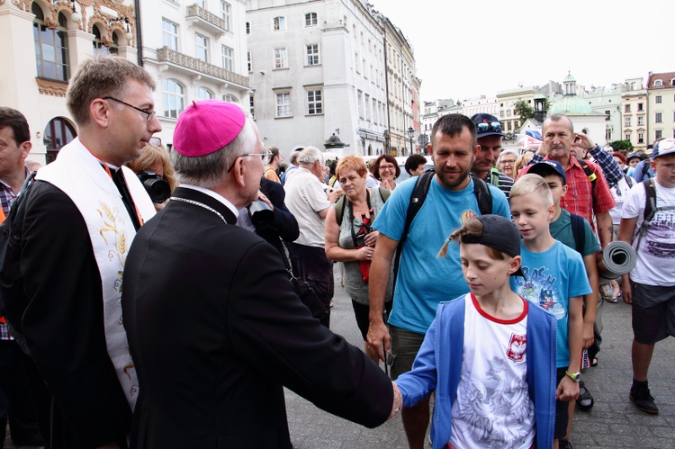 Wyjście 38. Pieszej Pielgrzymki Krakowskiej z Wawelu na Jasną Górę