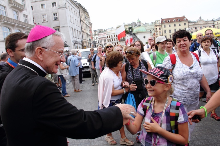 Wyjście 38. Pieszej Pielgrzymki Krakowskiej z Wawelu na Jasną Górę