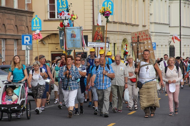 307. Warszawska Pielgrzymka Piesza na szlaku 