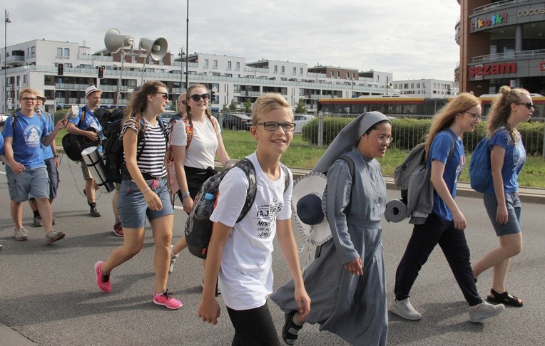 Opatrzności Boża, prowadź "17-tki"