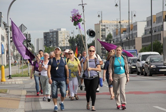 Opatrzności Boża, prowadź "17-tki"