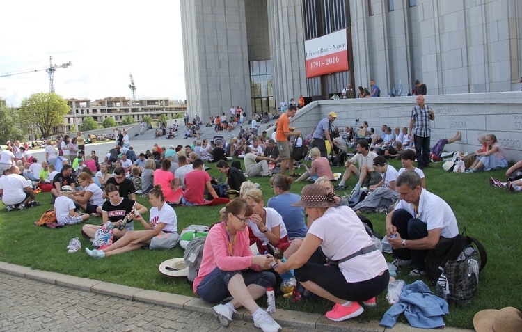 Opatrzności Boża, prowadź "17-tki"