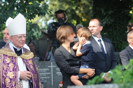 Pożegnanie prof. Dzielskiej na cmentarzu Salwatorskim