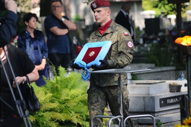 Pożegnanie prof. Dzielskiej na cmentarzu Salwatorskim