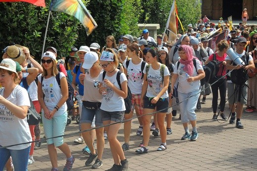 Pielgrzymi grup 6-9 w Pisarzowicach - 2018
