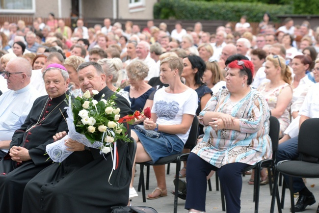 Parafia w Lipie - poświęcenie po renowacji