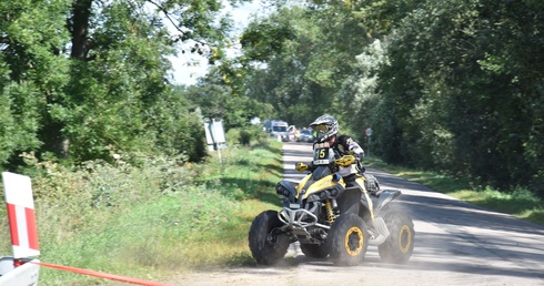 Uczestnicy rajdu mieli do przejechania ponad 220 km wokół Przasnysza