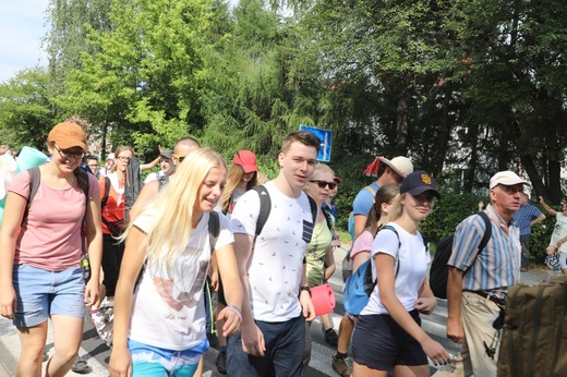 27. Diecezjalna Pielgrzymka wyrusza z Hałcnowa na Jasną Górę - 2018
