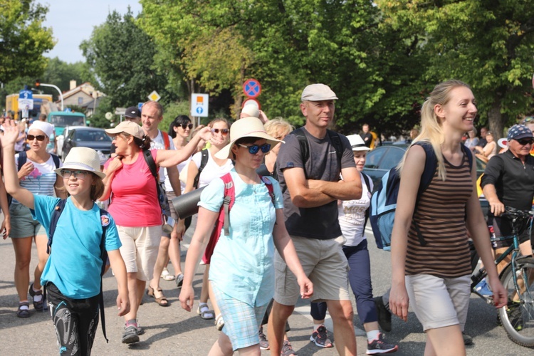 27. Diecezjalna Pielgrzymka wyrusza z Hałcnowa na Jasną Górę - 2018