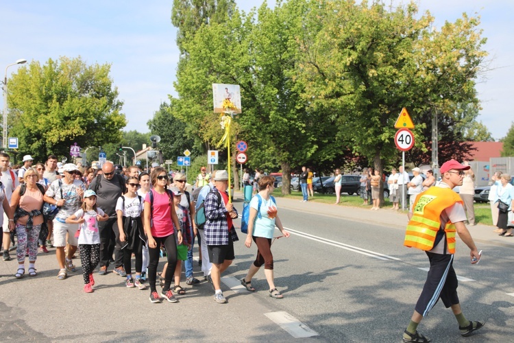 27. Diecezjalna Pielgrzymka wyrusza z Hałcnowa na Jasną Górę - 2018