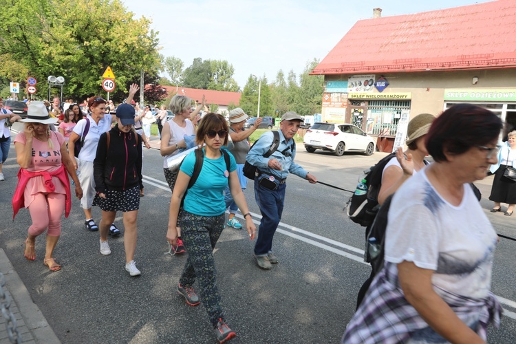 27. Diecezjalna Pielgrzymka wyrusza z Hałcnowa na Jasną Górę - 2018