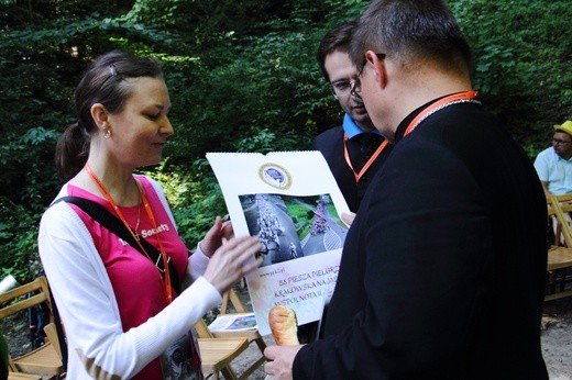 Abp Grzegorz Ryś w odwiedzinach u wspólnoty śródmiejskiej 38. PPK