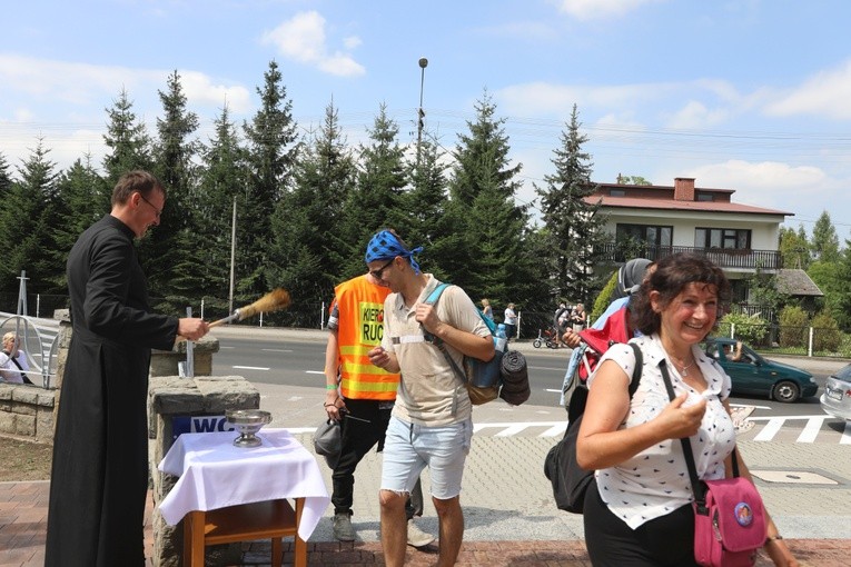 Pielgrzymi hałcnowscy w Wilamowicach - 2018