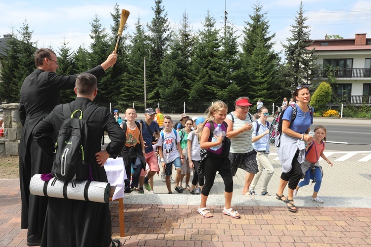 Pielgrzymi hałcnowscy w Wilamowicach - 2018