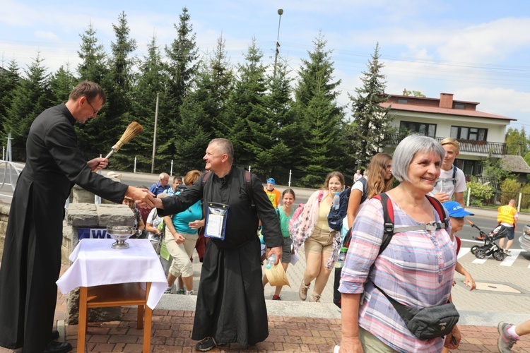 Pielgrzymi hałcnowscy w Wilamowicach - 2018