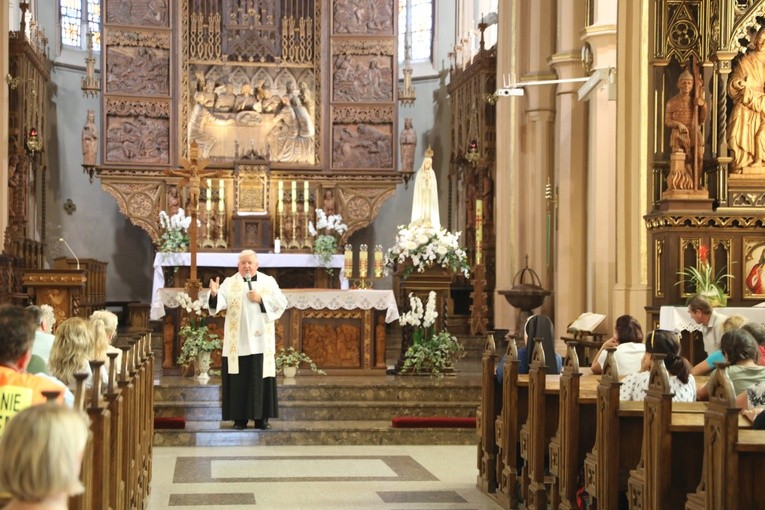 Pielgrzymi hałcnowscy w Wilamowicach - 2018