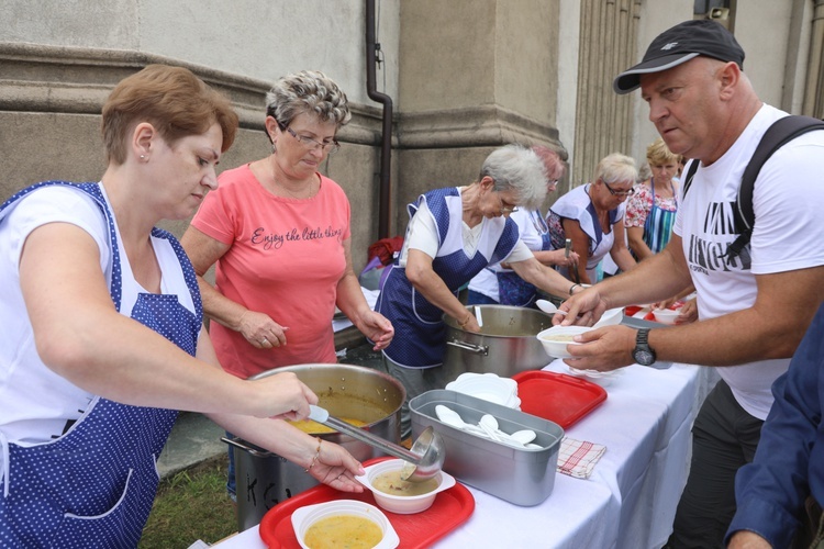 Pielgrzymi hałcnowscy w Wilamowicach - 2018